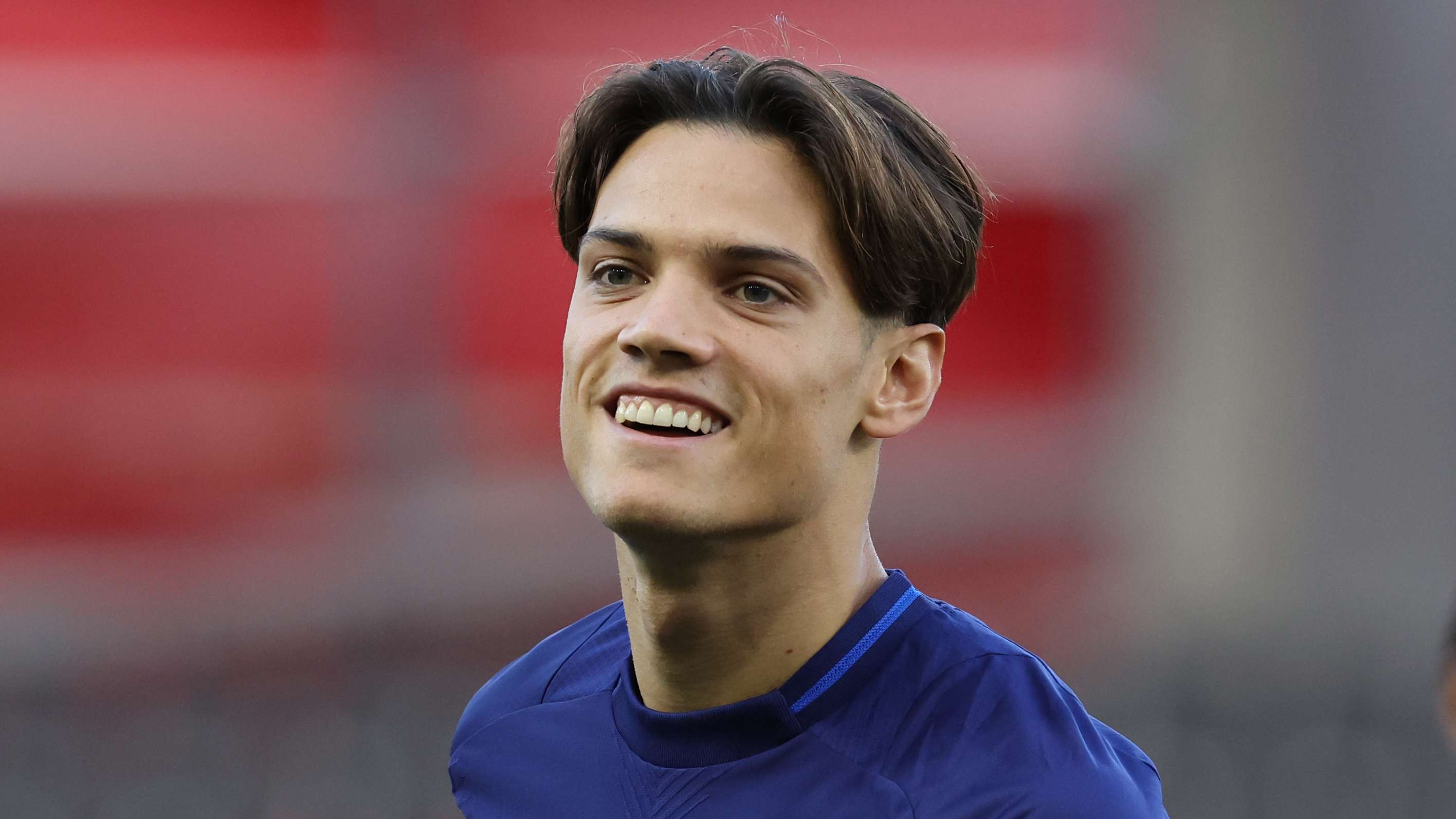 去承担起属 去承担起属