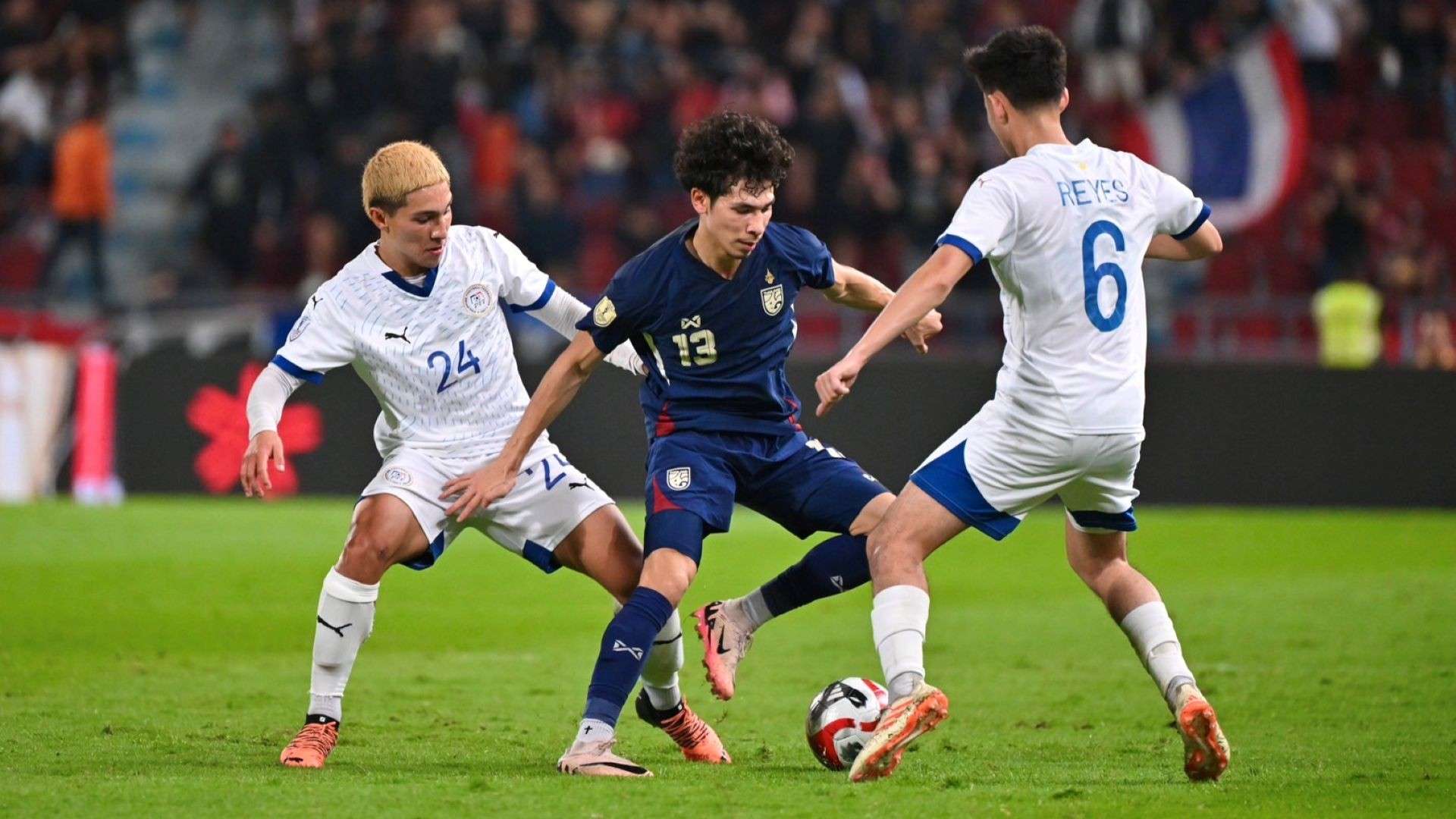 展现出强大 展现出强大