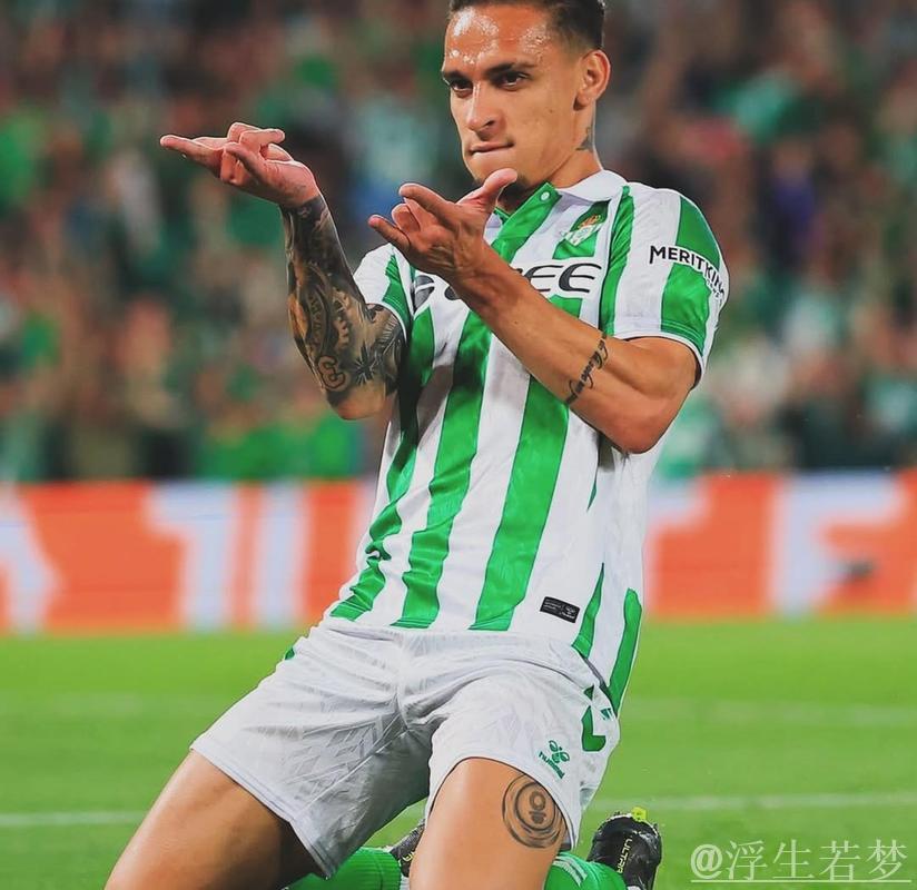 安东尼抵达贝蒂斯准备体检!免费租借细节揭晓,曼联省下150万 安东尼抵达贝蒂斯准备体检!免费租借细节揭晓,曼联省下150万