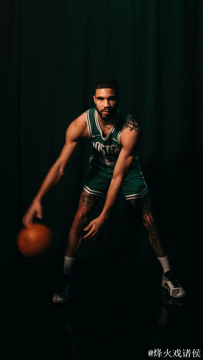 塔图姆22+9+7库里18分 凯尔特人大胜勇士40分